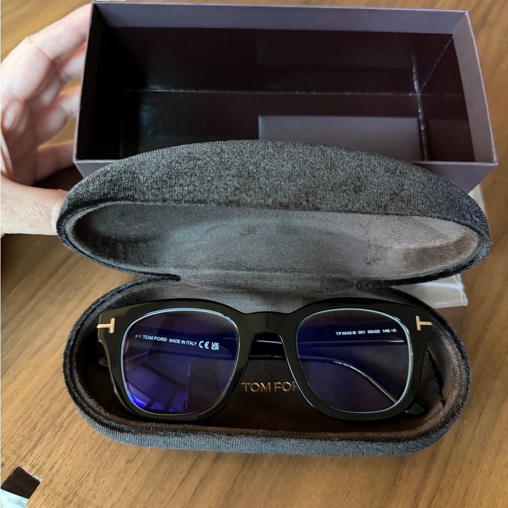 Tom Ford TF5542-B Blue Light glasses